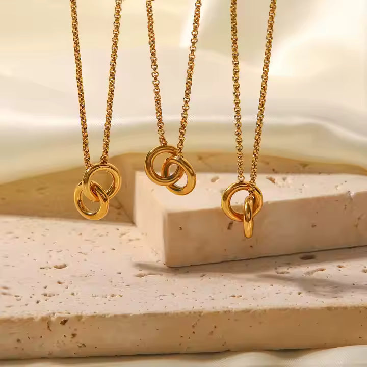 Aurelia – Gold Circle Link Necklace