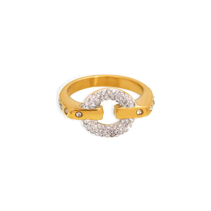 Eternelle — Pavé Circle Ring