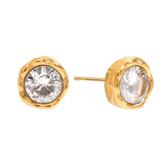 Lumi — Classic Zircon Studs